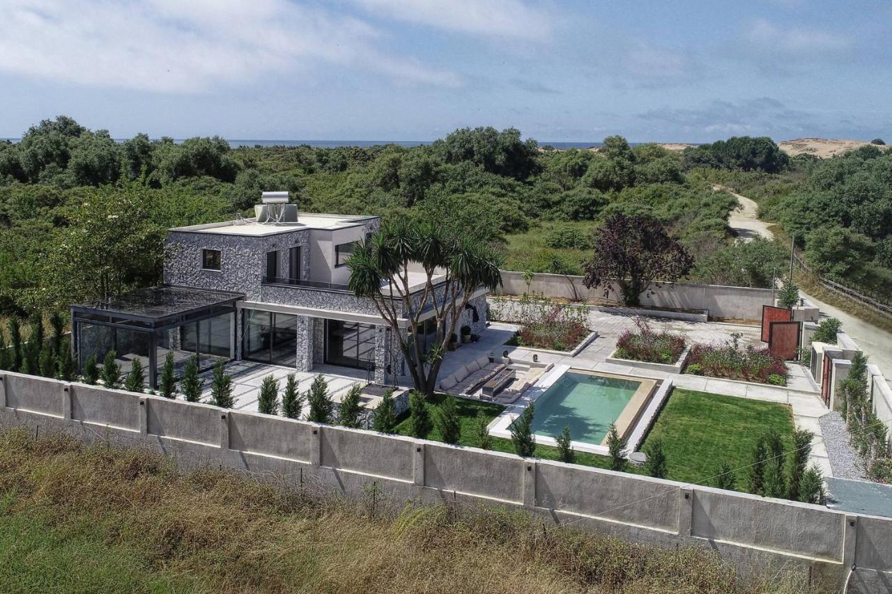 Villa Flamingo - 4 Bedrooms - Private Pool - Next To Renowned Issos Beach & Lake Korission Línia Zewnętrze zdjęcie