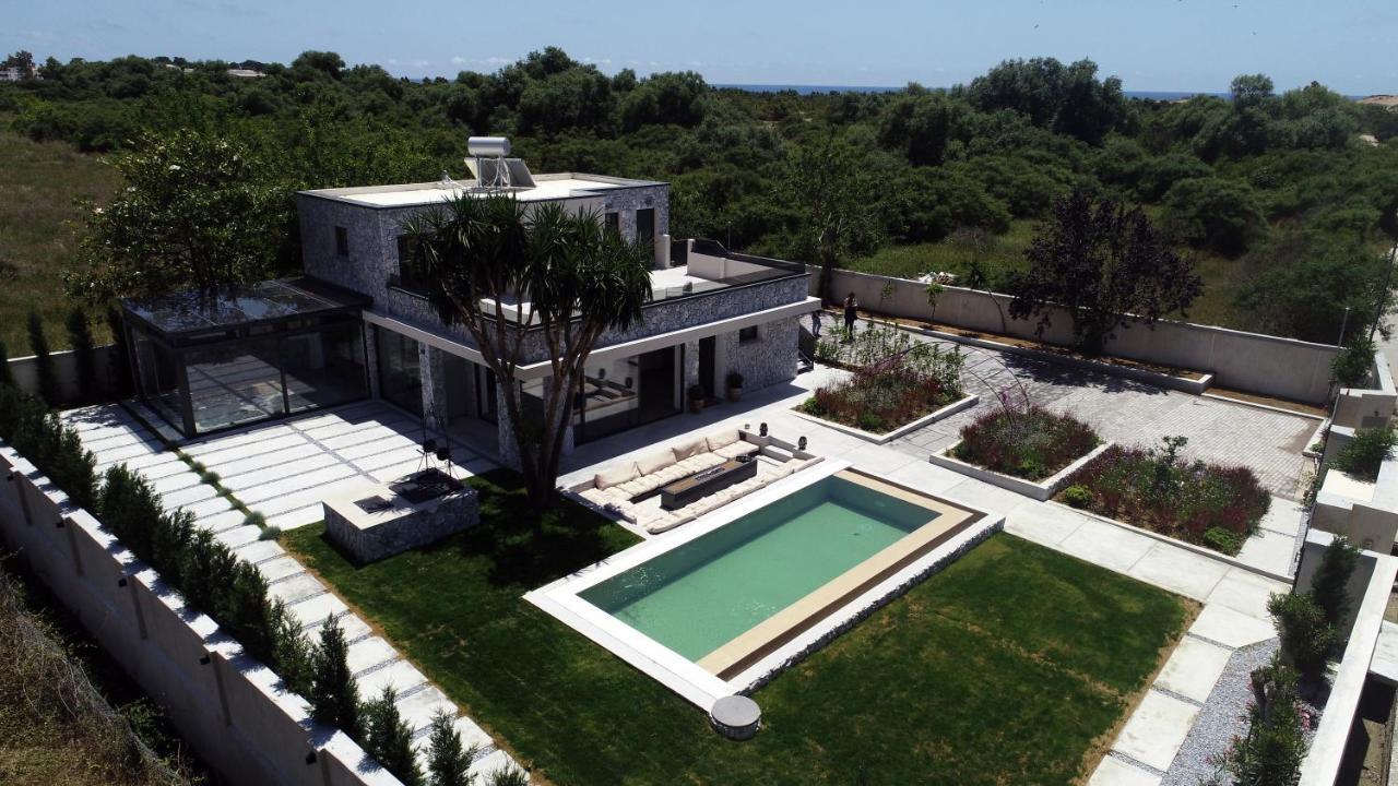Villa Flamingo - 4 Bedrooms - Private Pool - Next To Renowned Issos Beach & Lake Korission Línia Zewnętrze zdjęcie