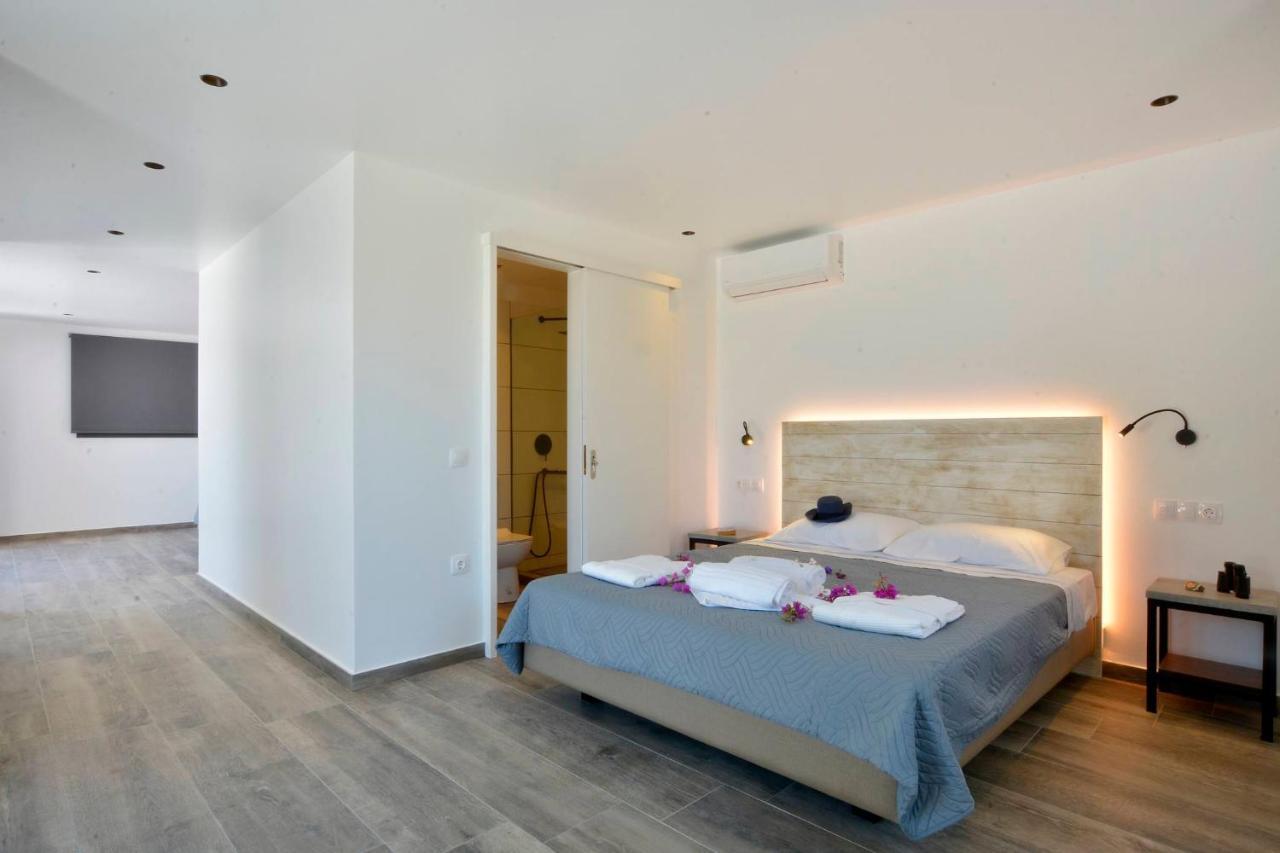 Villa Flamingo - 4 Bedrooms - Private Pool - Next To Renowned Issos Beach & Lake Korission Línia Zewnętrze zdjęcie